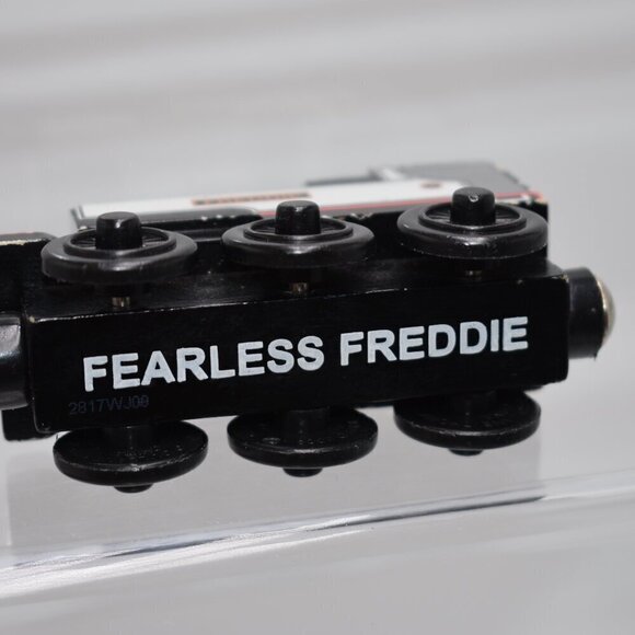 2003 Fearless Freddie Pink Cheeks Thomas & Friends Wooden Railway Train Engine - Picture 11 of 11